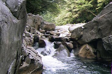 ���Q�̌k�J1